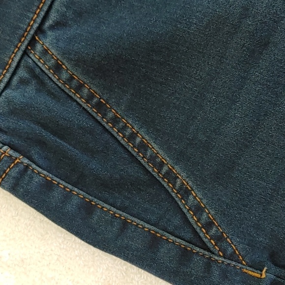 New York and Company Jeggings Size M - Picture 3 of 8